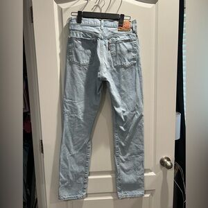 Women’s Levi Jeans
